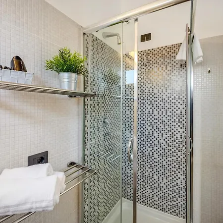 Apartment Monolocale Rebi *