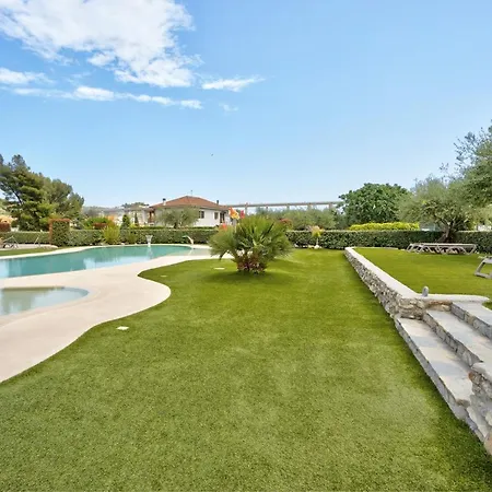 Monolocale Rebi 公寓 *